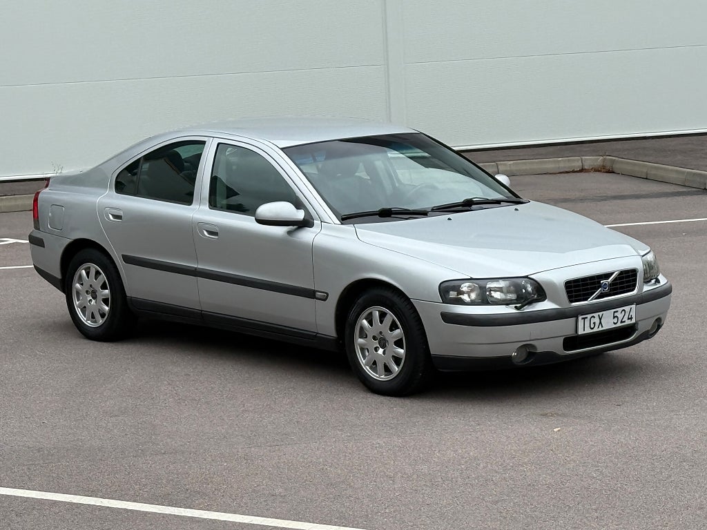 Volvo S60 2.4 170hk Business/14800mil