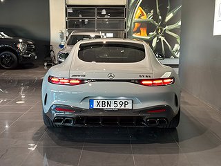 Sedan Mercedes-Benz AMG GT 7 av 21