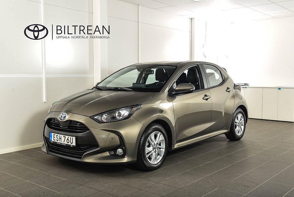 Toyota Yaris 1,5 Elhybrid Active Backkamera Rattvärme 