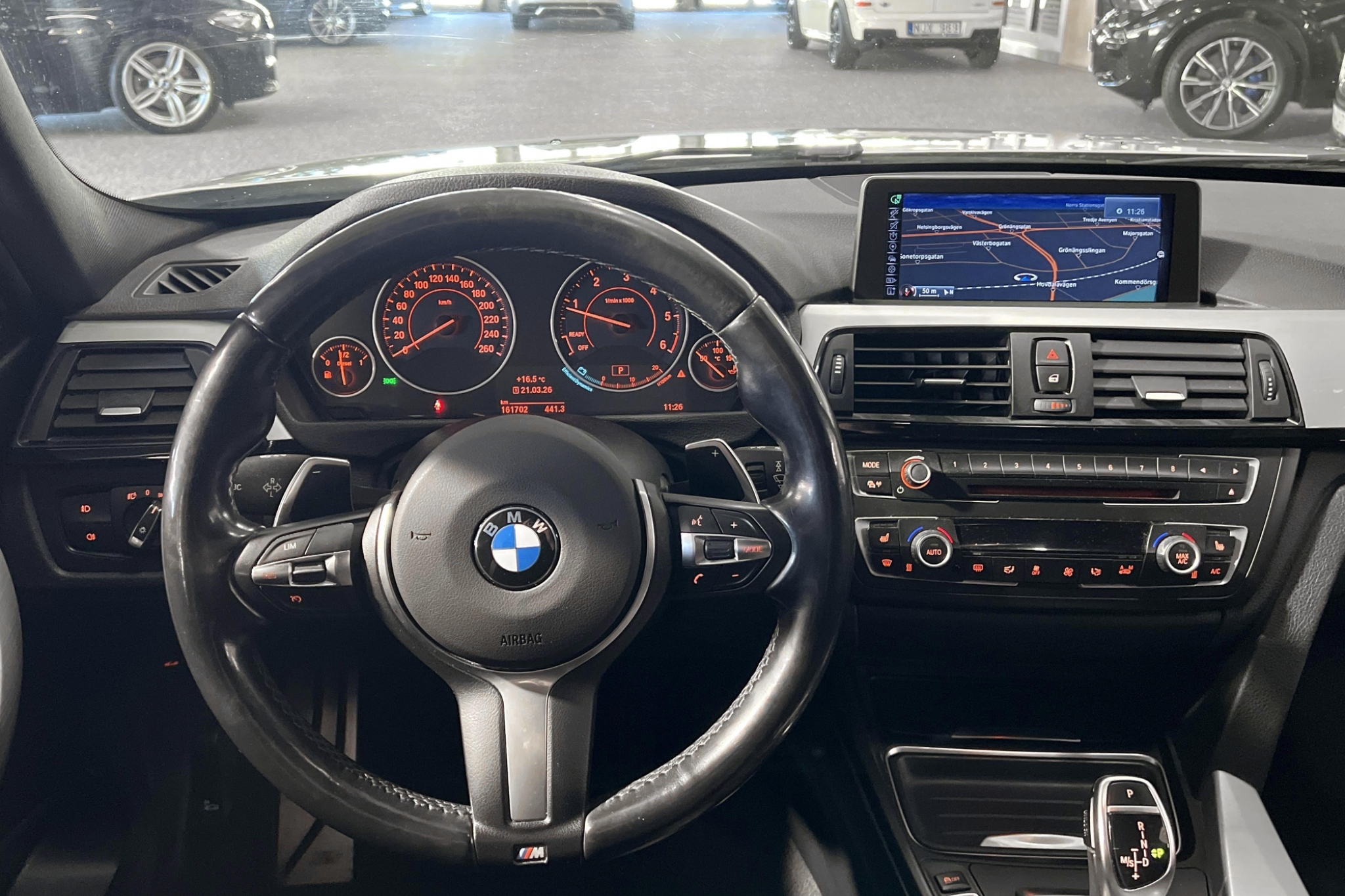 BMW 320 2015, bild 5/46