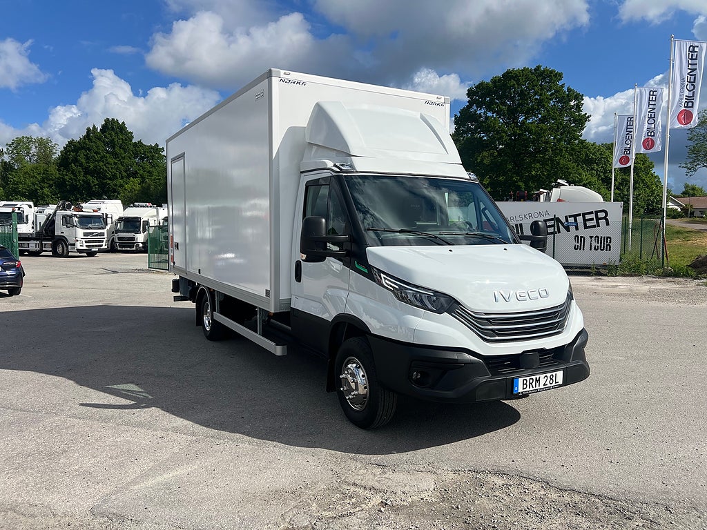 Iveco Daily 72C14G A8 CNG Skåpbil med Z-Lift