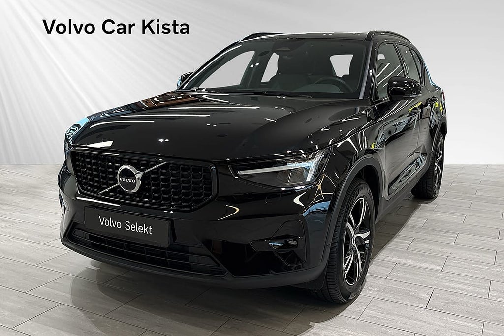 Volvo XC40 B4 FWD Bensin Plus Dark BLIS Carplay B-Kamera