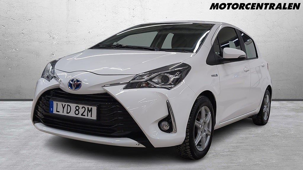 Toyota Yaris Hybrid Active e-CVT, SoV, M-Värm