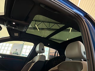 Volkswagen T-Roc 2.0 TSI4Motion GT S&V-hjul/Drag/Skinn/Pvärm/Beats/Pano – bild 17