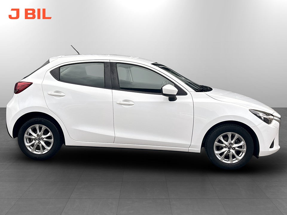 Bild på Mazda 2 5D Core 1.5 SKYACTIV-G 90hk FARTHÅLLARE