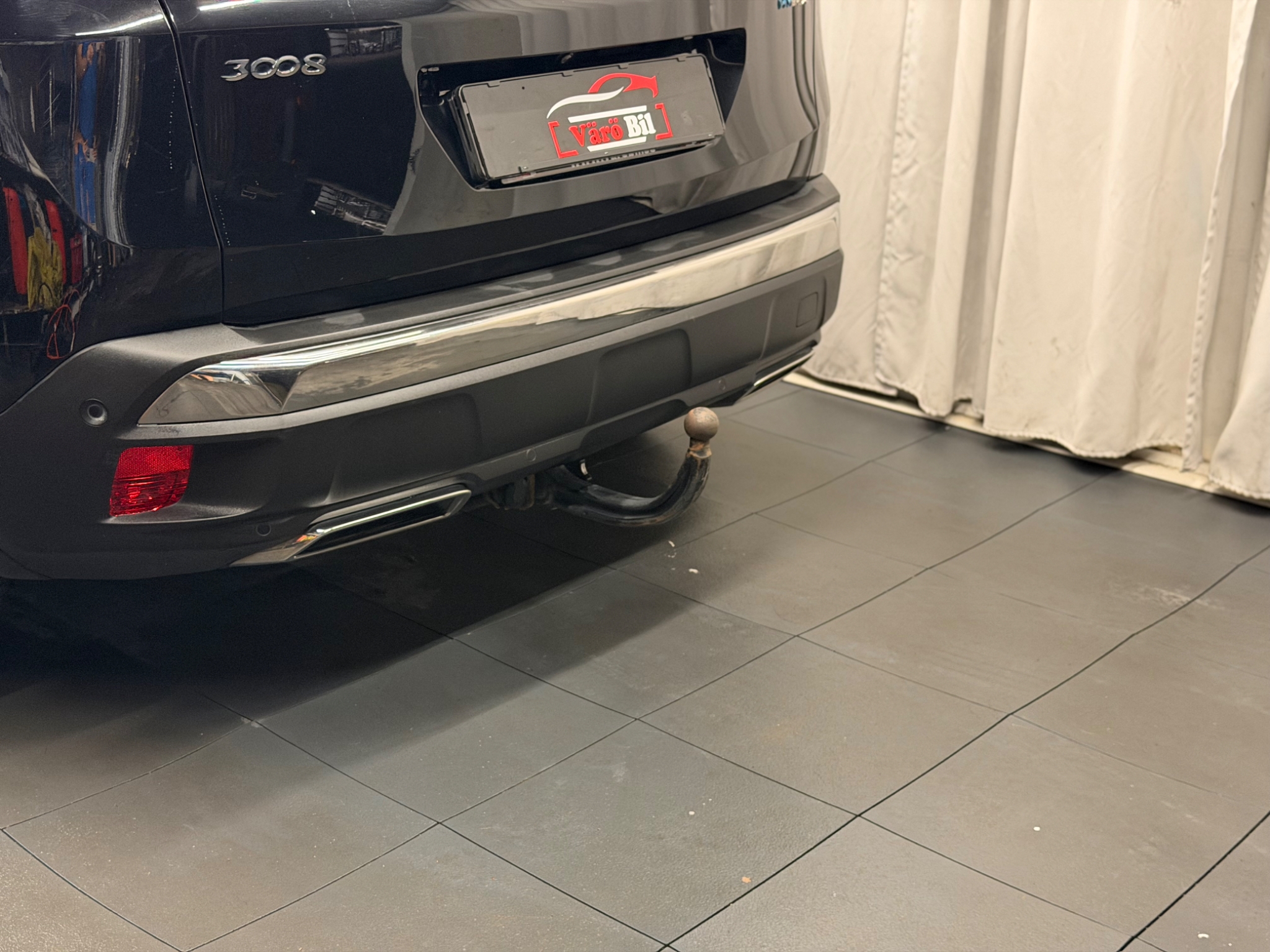 Peugeot 3008 GT HYBRID4 300hk l 360 2019, kuva 6/58