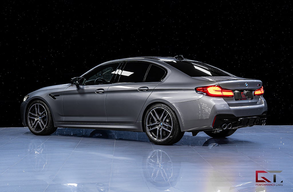 BMW M5 Competition B&W Comp-paket Driver's Massage DAP Merino
