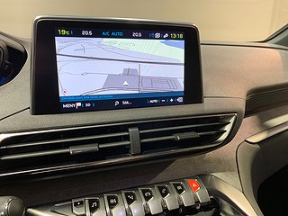 SUV Peugeot 3008 17 av 20