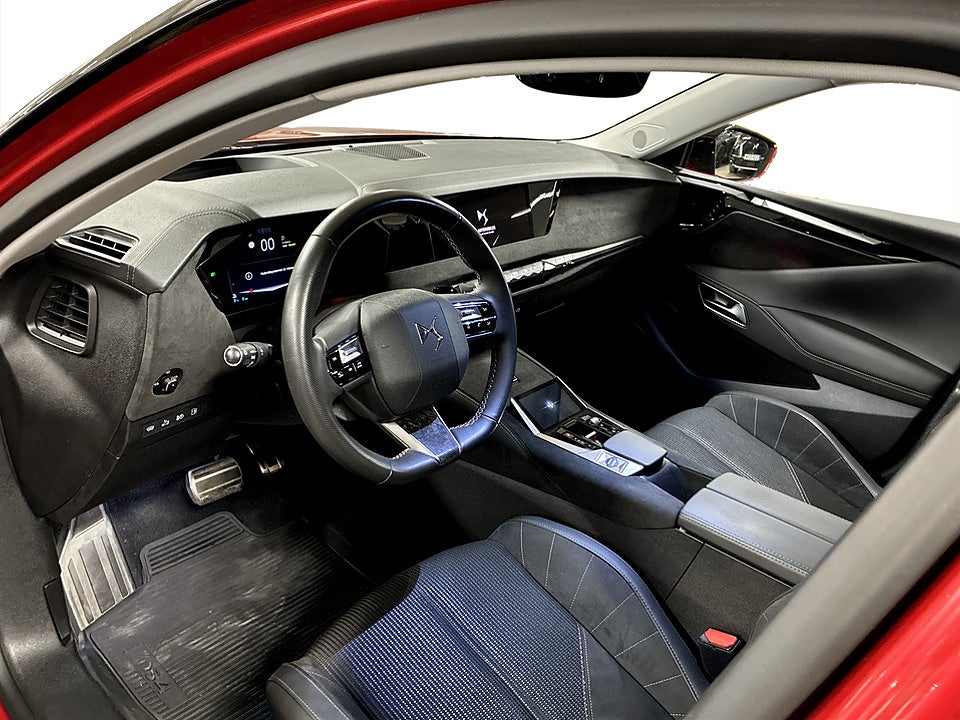 Bild på DS 4 E-Tense Perfomance Line+ PHEV 225hk Aut B-KAMERA NAVI