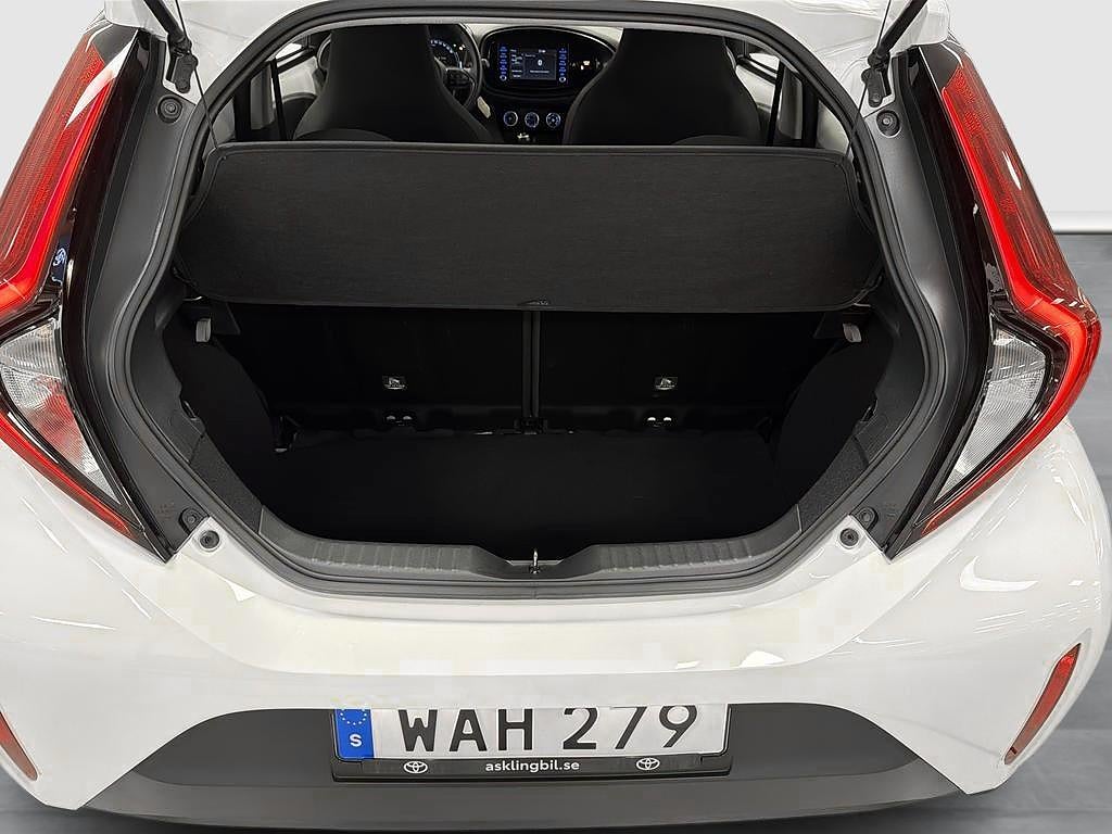 Toyota Aygo 2023 - miniatyr 10