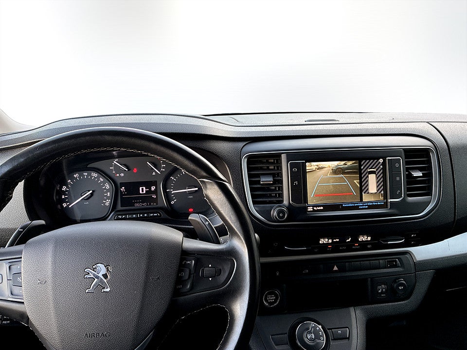 Bild på Peugeot Expert PRO+ 2.0 BHDi 145hk Aut L3 B-KAMERA