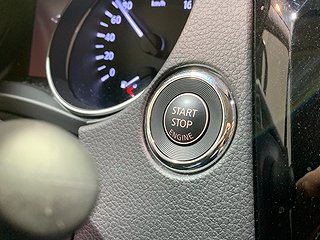 SUV Nissan Qashqai 20 av 25