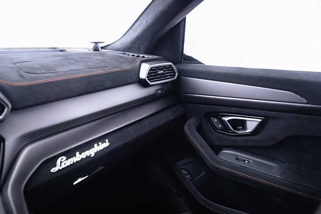 Gallery image 17 of 21