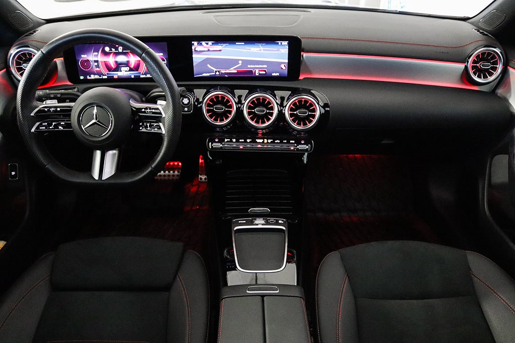 Mercedes-Benz CLA 200 Shooting Brake AMG Premium Panorama 360 Kamera