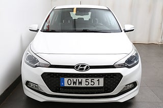 Halvkombi Hyundai i20 5 av 21