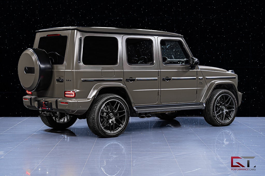 Mercedes-Benz G63 AMG 2025 MOMS MANUFAKTUR Tv 22" Kolfiber Nightpackage
