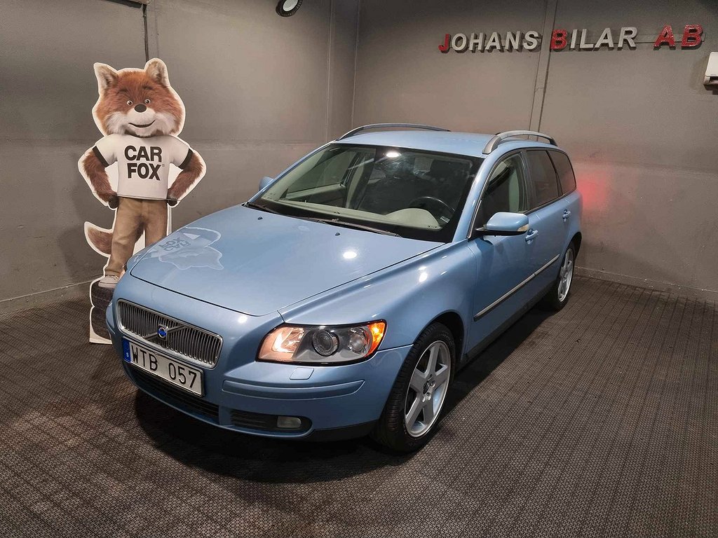 Volvo V50 T5 Kinetic 220hk NyBesiktigad, Dragkrok