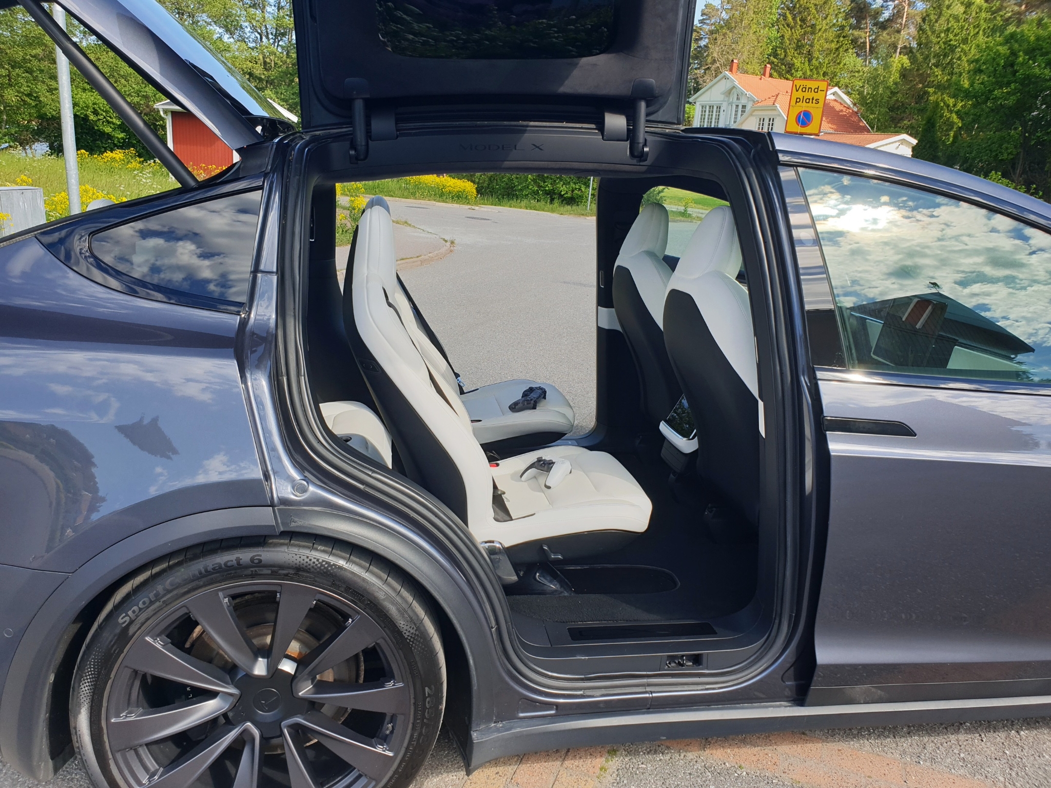 Tesla Model X 2023, photo 6/88