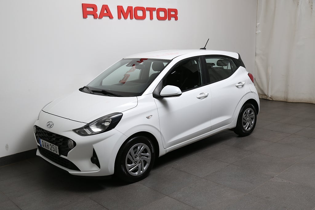 Hyundai i10 1,0 blue 67hk Essential Automat CarPlay 2021