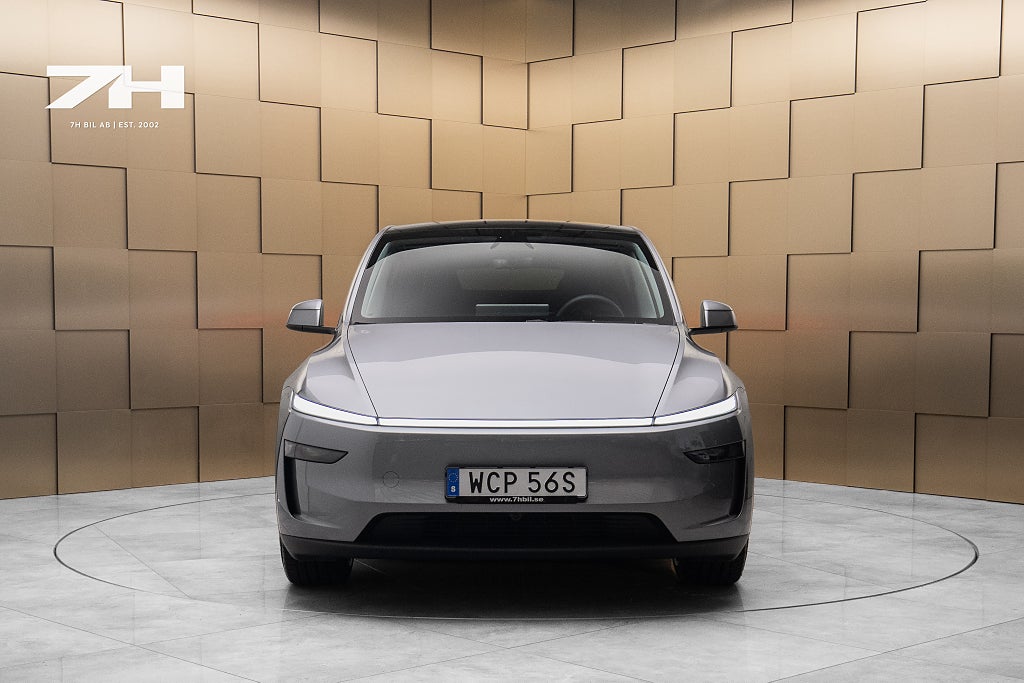 Tesla Model Y Long Range AWD Juniper / Drag / Pano / 360°