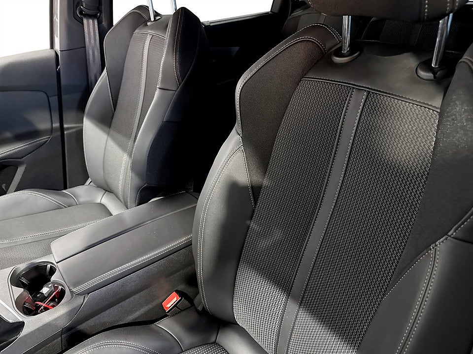 Bild på Peugeot 5008 GT 1.2 PT 130hk Aut KAMPANJ BRÄNSLE INGÅR