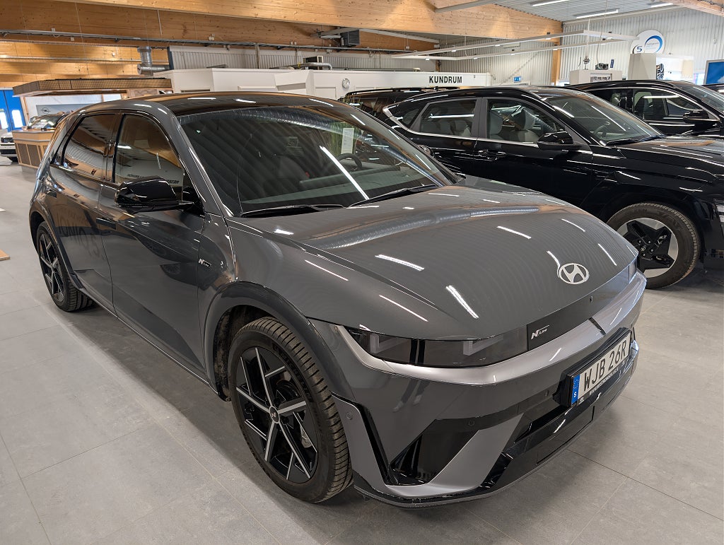 Hyundai IONIQ 5 AWD N-Line 84kWh Tech-paket Panorama thumbnail