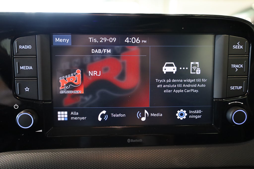 Hyundai i10 1.0 blue AUT Essential Rattvärme CarPlay Leasbar 2024
