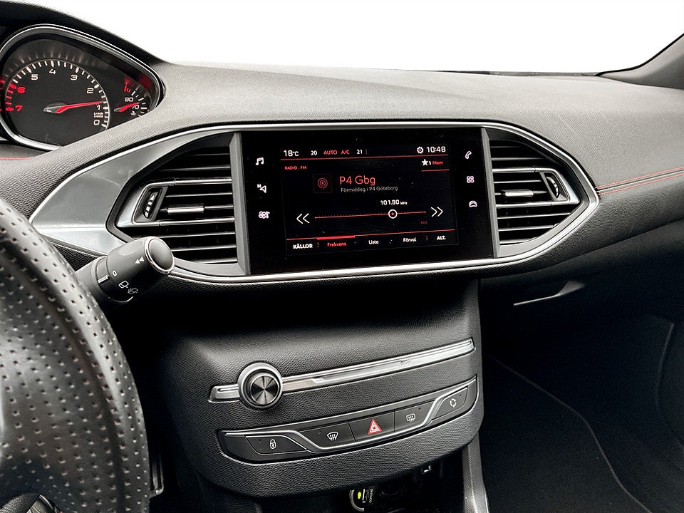 Bild på Peugeot 308 5D GT-Line 1.2 PT 130hk Aut CARPLAY