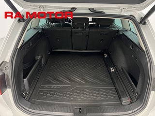 Kombi Volkswagen Passat 26 av 27