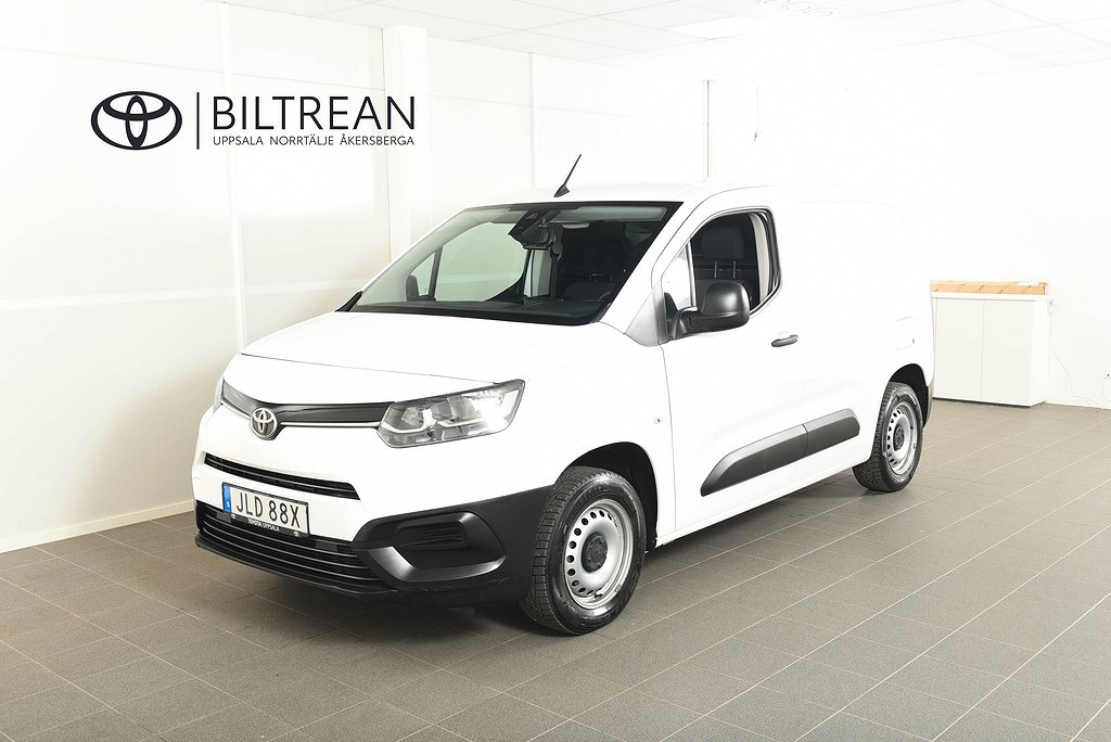 Toyota ProAce City 1.5D Man 3-sits Vinterhjul TKG-garanti