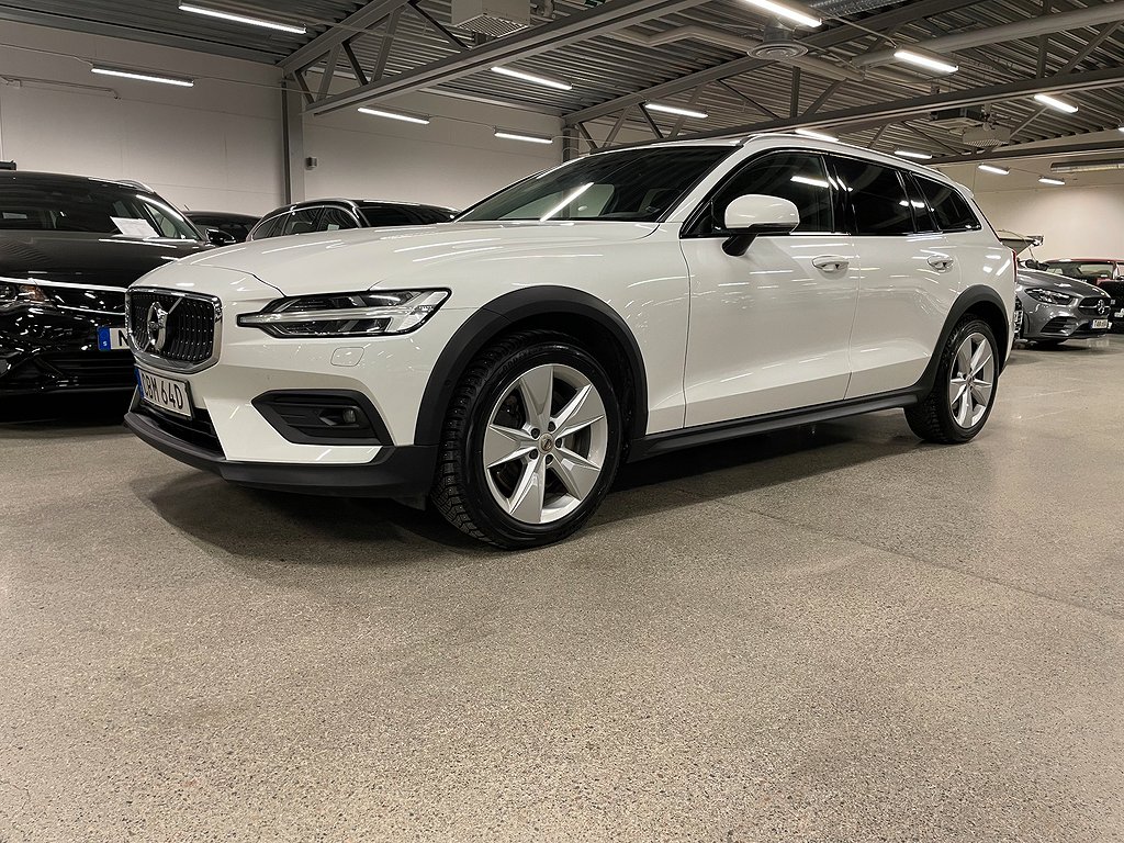 Volvo V60 Cross Country D4 AWD Geartronic Momentum Euro 6