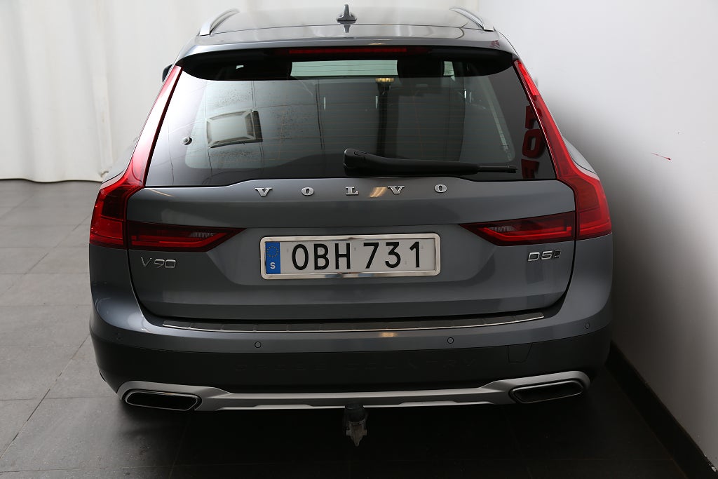 Volvo V90 Cross Country D5 AWD 235hk Adv Edition Aut Navi Kamera VOC Drag
