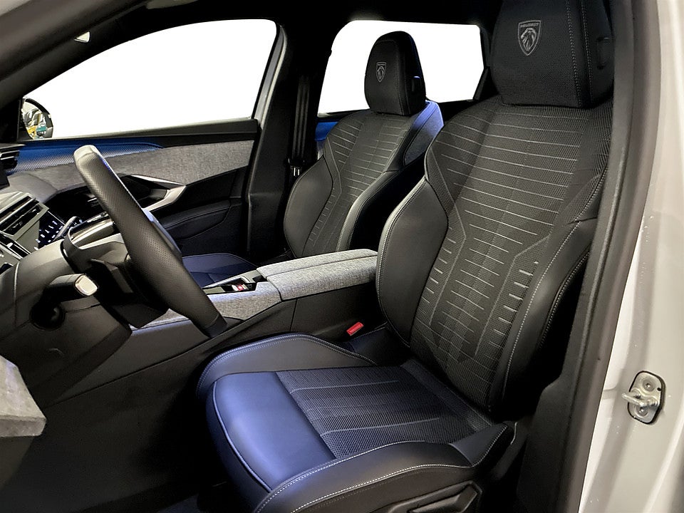 Bild på Peugeot 5008 GT Hybrid 145hk Aut 7-SITS B-KAMERA NAVI