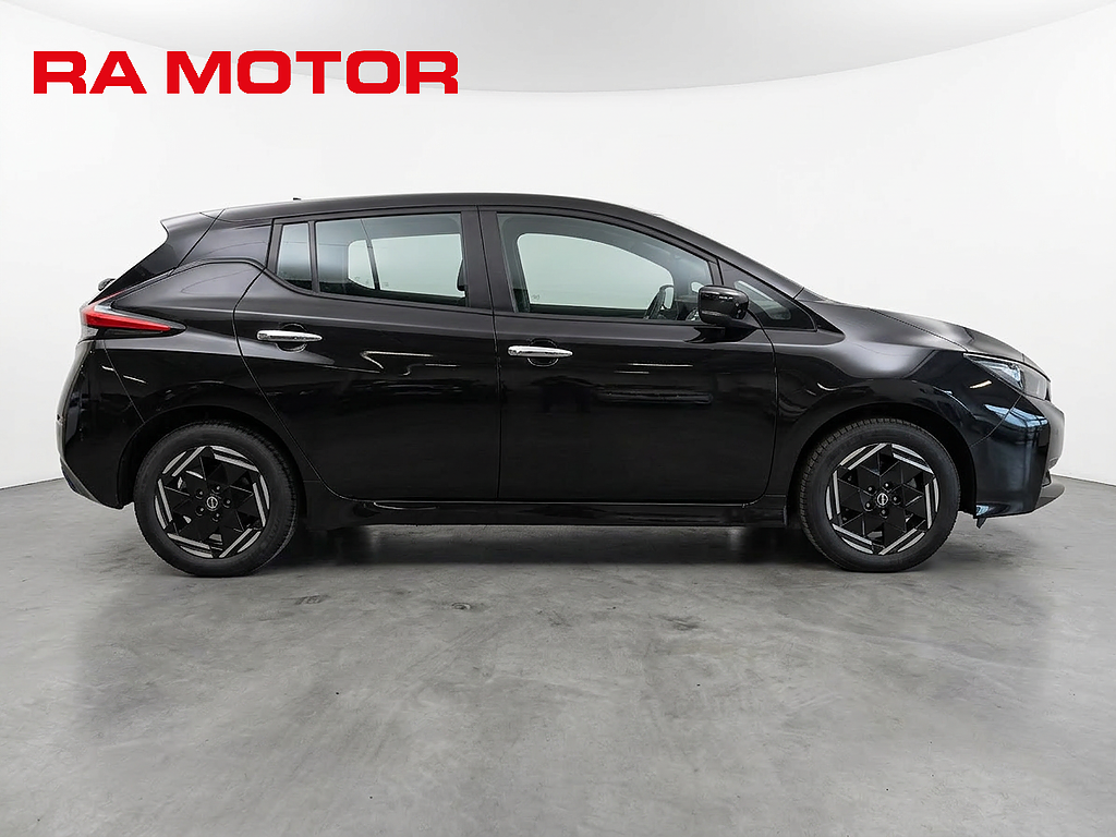 Nissan Leaf 40 kWh 150hk Acenta | Backkamera | Rattvärme | 2023