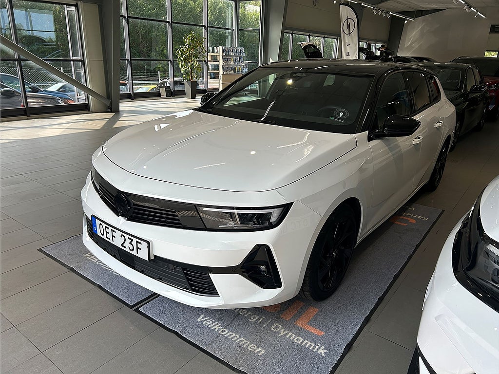 Bild på Opel Astra ST GS 1.2 PT 130hk Aut - BACKKAMERA, CARPLAY