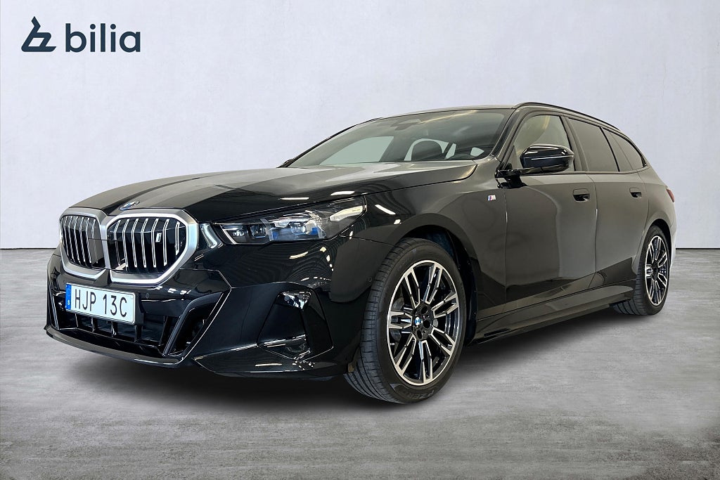BMW i5 xDrive40 Touring M Sport / H&K / Drag / 360 