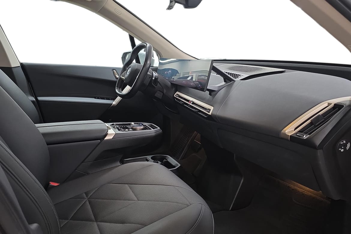 BMW iX xDrive40 Sport/Dragkrok/360° 2024, bild 6/10