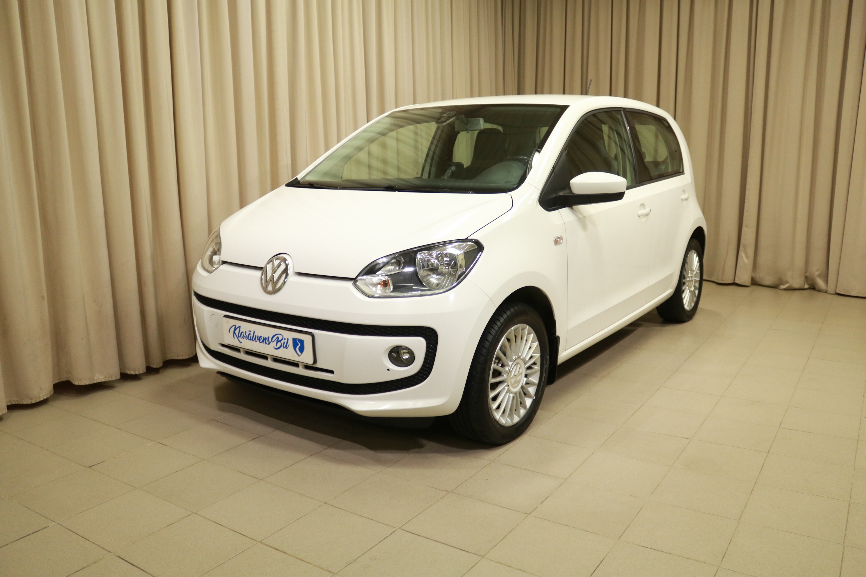 Volkswagen UP! 5-dörrar 1.0 Drive (75hk) 2015, bild 5/48