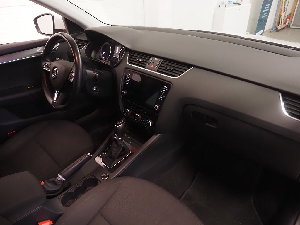 Skoda Octavia Kombi 1.0 115hk DSG Style | Drag | Värmare | 2019