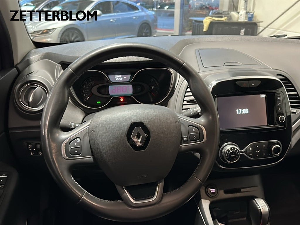 SUV Renault Captur 12 av 18