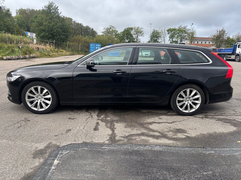 Volvo V90 VI KÖPER V90 MED MOMS FÖR EXPORT