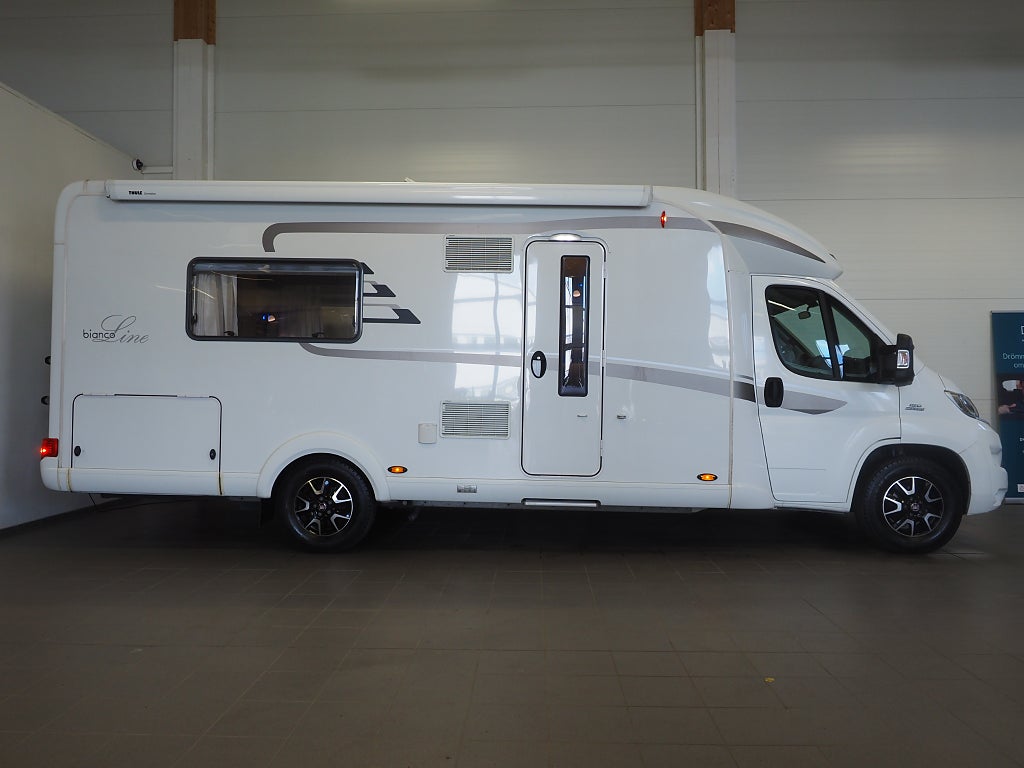 Hymer T 668 CL Bianco Line Låga Långbäddar I AUT I 3850kg 2015