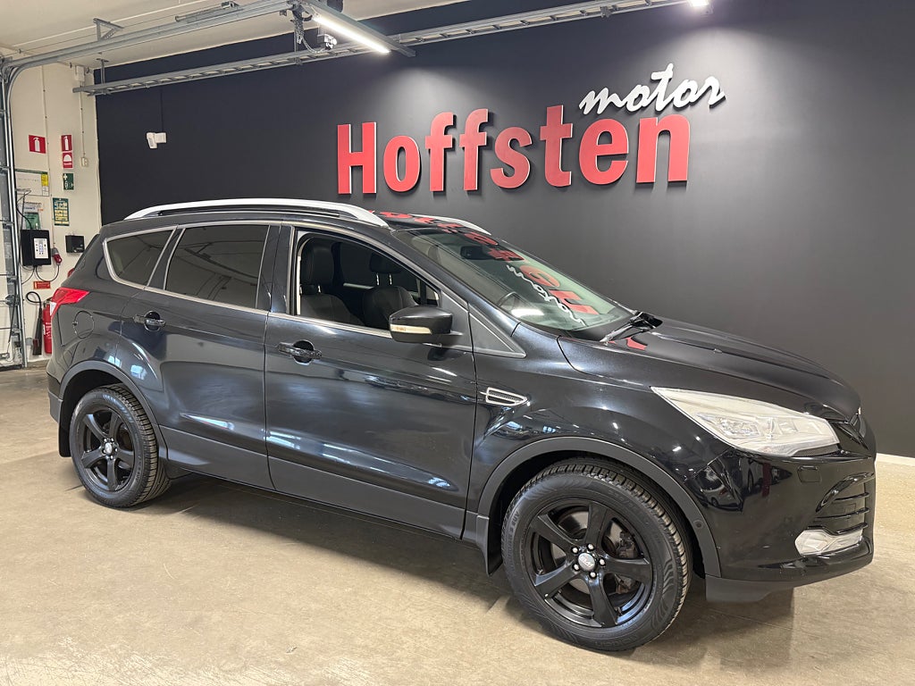 Ford Kuga 2.0 TDCi AWD Powershift Titanium/Pano