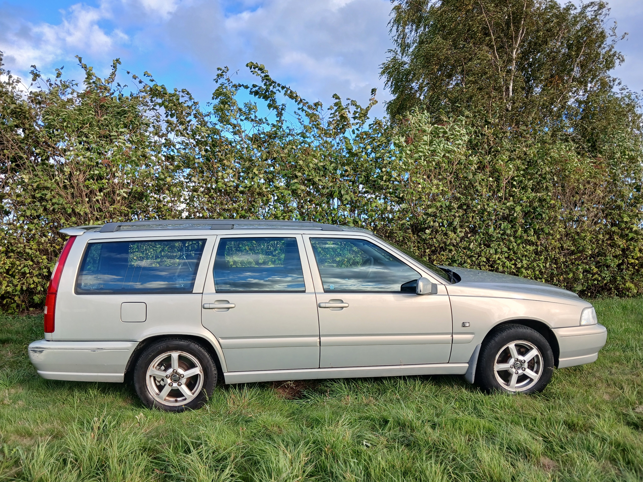 Volvo V70 2.4 Automatisk, 170hk GLT 2000, bild 3/10