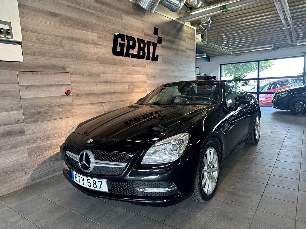 Mercedes-Benz SLK 200 7G-Tronic Plus | 8200mil | Navi