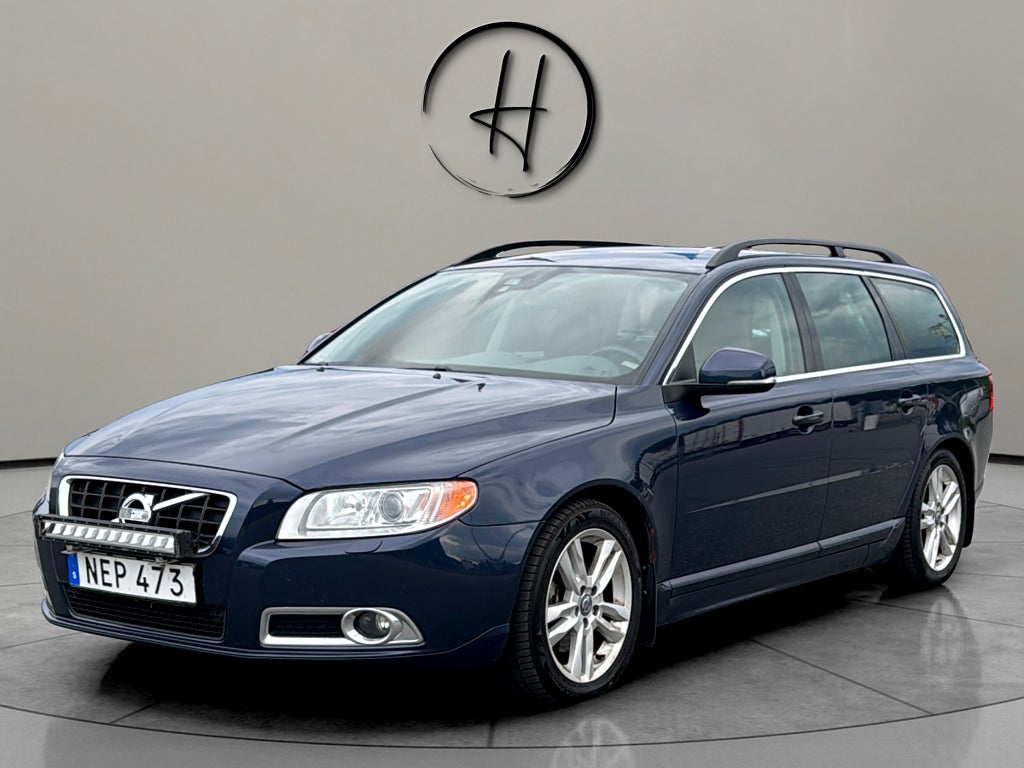Volvo V70 D4 163hk 6-Vxl Momentum Helskinn Xenon Drag * 853kr/Mån