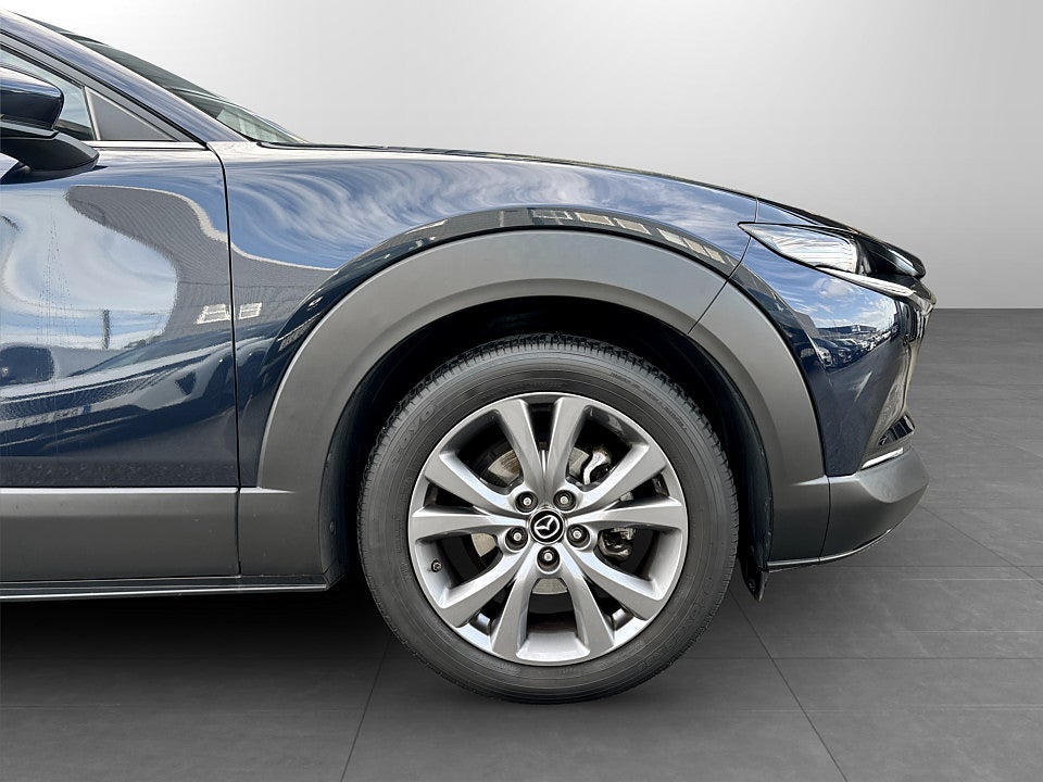 Bild på Mazda CX-30 2.0 e-SKYACTIV-G M 150hk B-KAMERA NAVI
