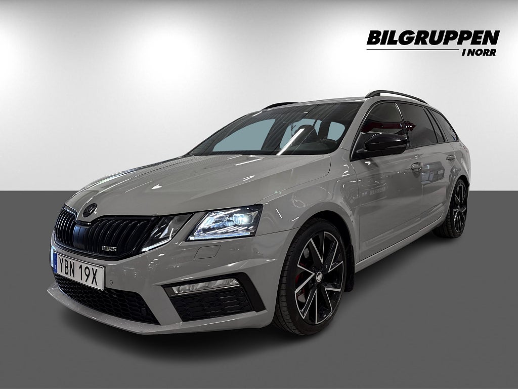 Skoda Octavia Kombi 2.0 TDI SCR 4x4 RS (V-hjul, Drag, Värmare)