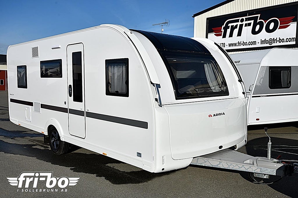 Adria 573 PT Adora , Barnkammare