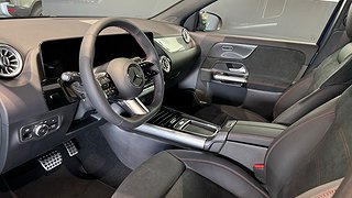 SUV Mercedes-Benz GLA 8 av 12